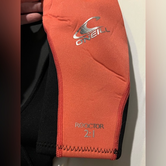O’Neill spring wetsuit for all water sports. Heavily insulated, size 6 - Picture 6 of 8